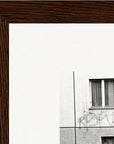 The Urban Matrix Framed print 13x18 cm / 5x7″ Dark wood frame corner detail