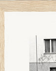 The Urban Matrix Framed print 13x18 cm / 5x7″ Wood frame corner detail