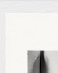 Synch'd Hands Framed print 15x20 cm / 6x8″ White frame corner detail