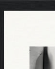 Synch'd Hands Framed print 20x25 cm / 8x10″ Black frame corner detail