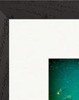 Underwater Flight Framed print 40x40 cm / 16x16″ Black frame corner detail