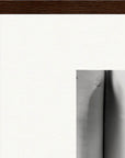 Synch'd Hands Framed print 40x40 cm / 16x16″ Dark wood frame corner detail