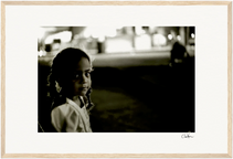 Cuba Girl Framed print A3 (29.7 x 42 cm) Dark wood frame 32