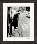 Old Star Framed print 20x25 cm / 8x10″ Black frame 40