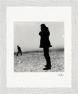 The Space We Share, kunstfotografi af ClaraXenia. Indrammet plakat 20x25 cm / 8x10″ hvid ramme