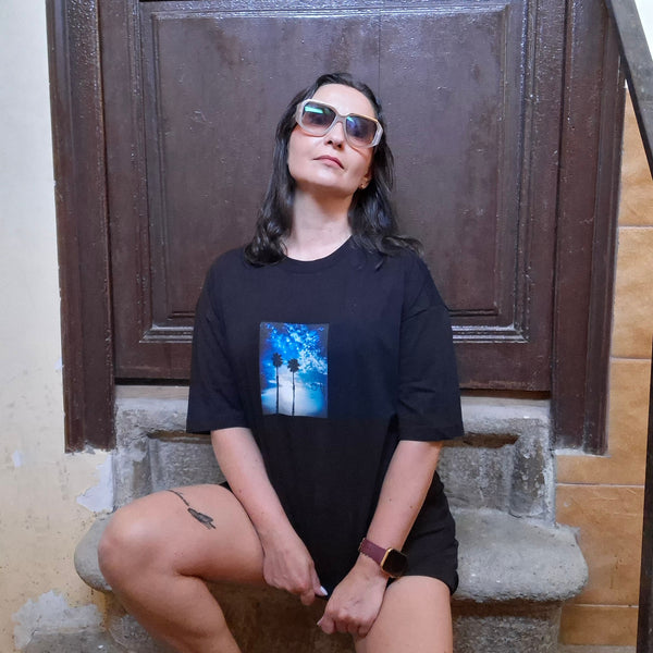 @embajadora_e.p.a wearing the Word of Intention Gratitude with Photo Art Bubbles and Sky Sticks