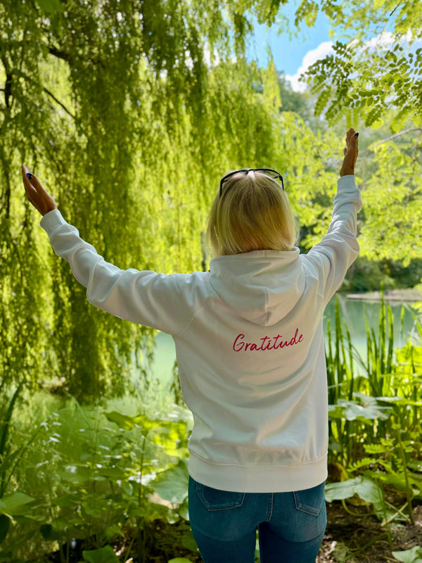 @olga.j.style wearing the Word of Intention Gratitude with Photo Art Bubbles and Sky Sticks