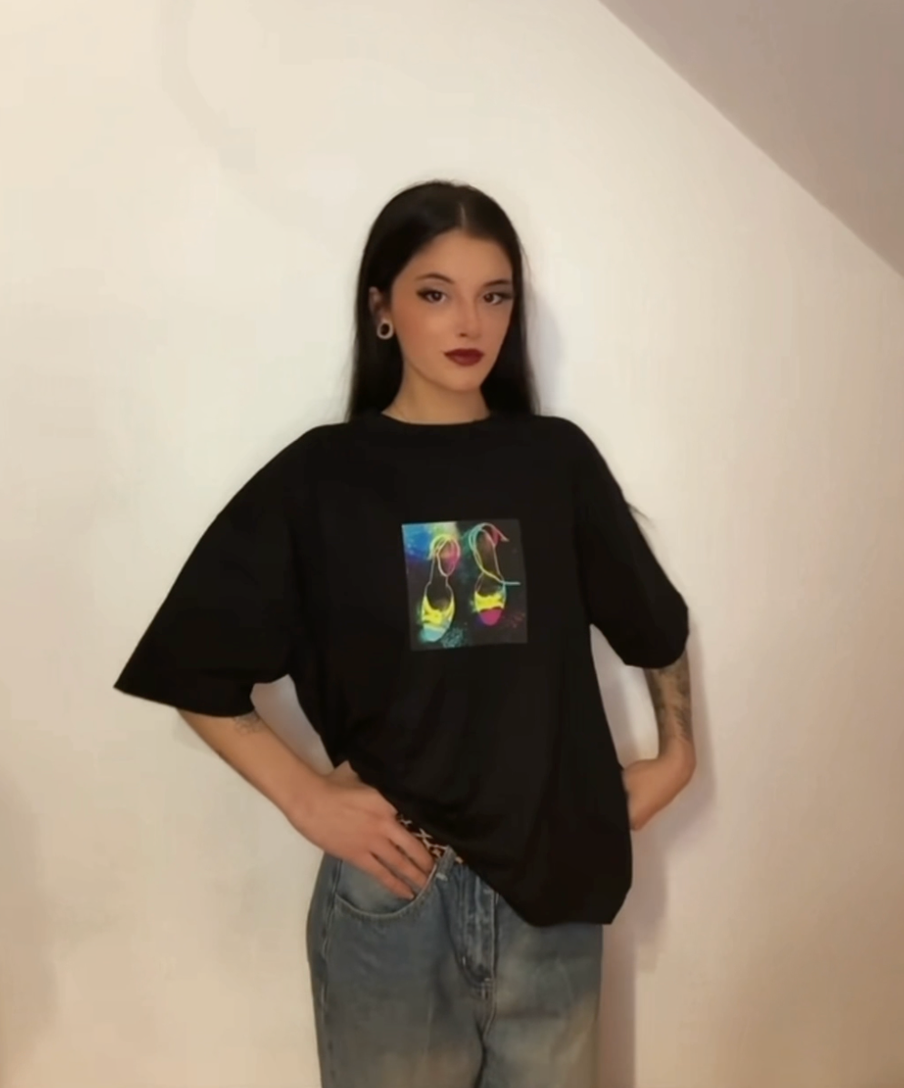 Janire wearing Adventurous