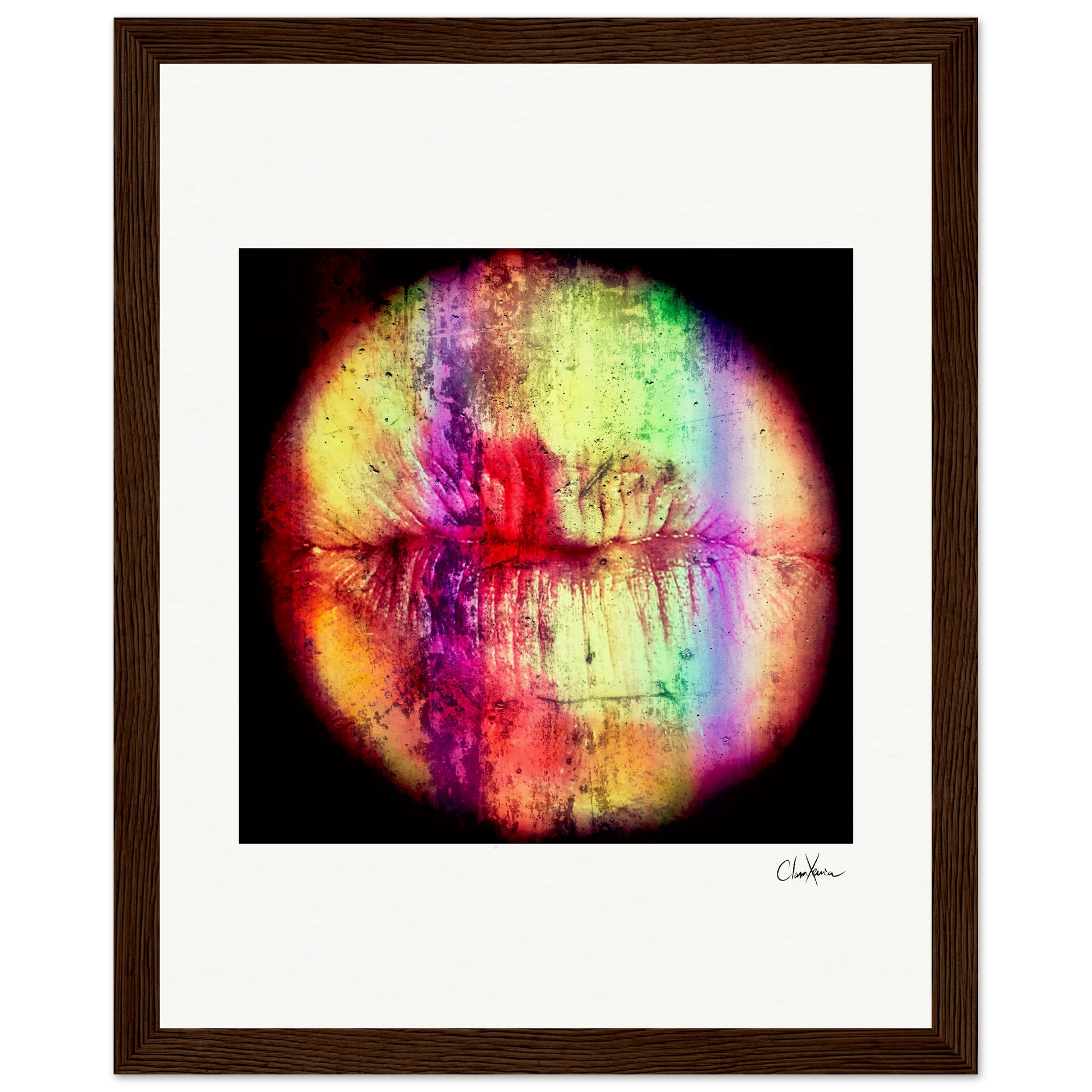 Chromatic Kiss Framed print 20x25 cm / 8x10″ Dark wood frame 42