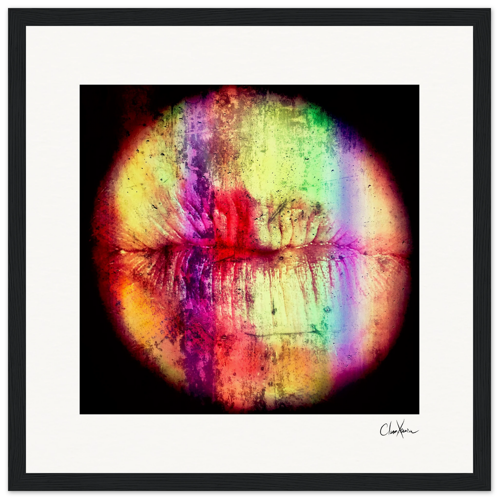Chromatic Kiss Framed print 30x30 cm / 12x12″ Black frame 58
