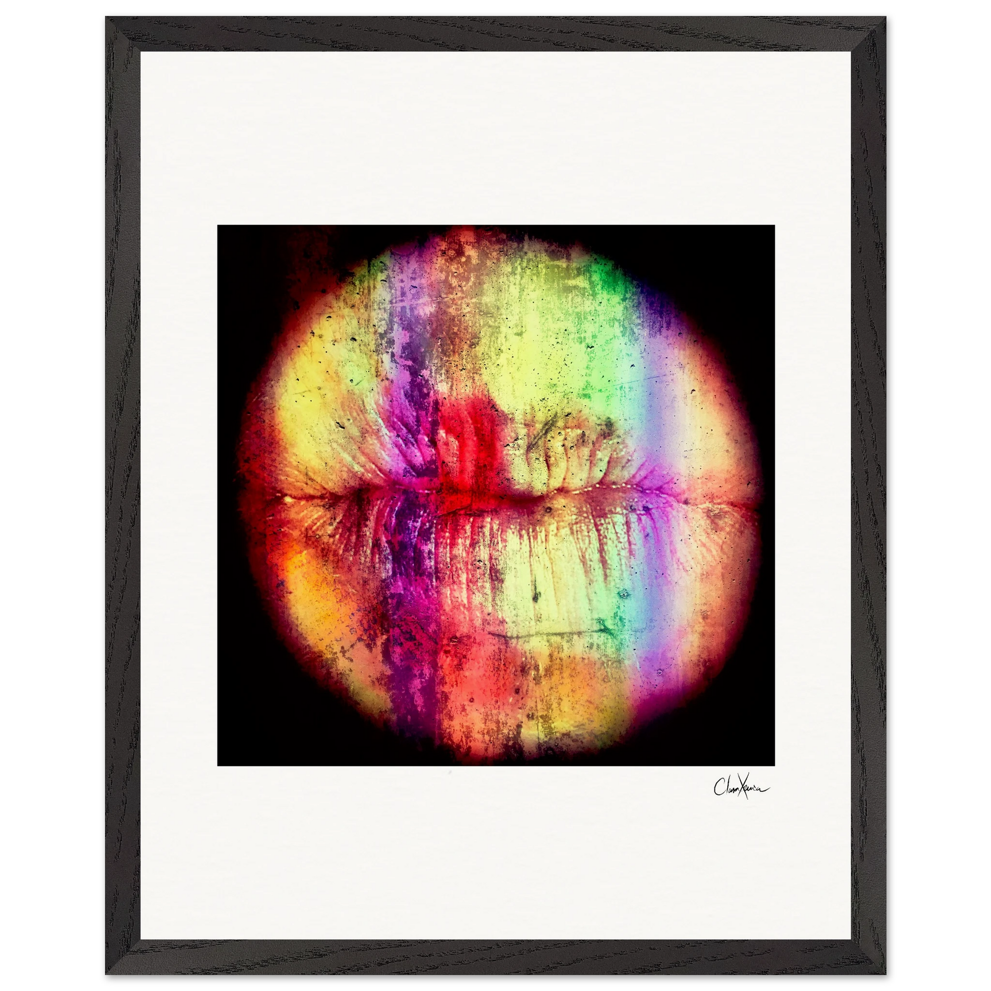 Chromatic Kiss Framed print 40x50 cm / 16x20″ Black frame 39