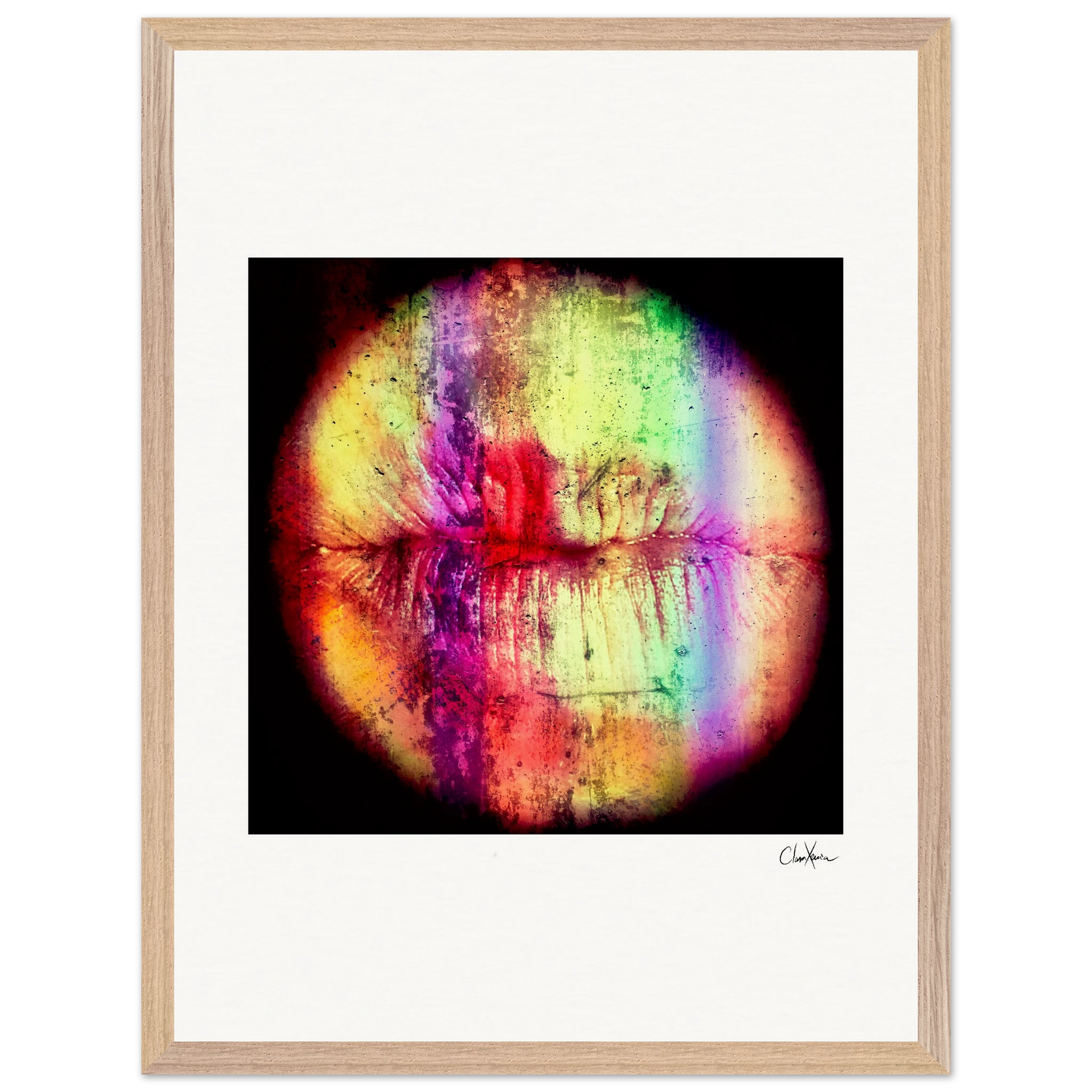 Chromatic Kiss Framed print 45x60 cm / 18x24″ Wood frame 25