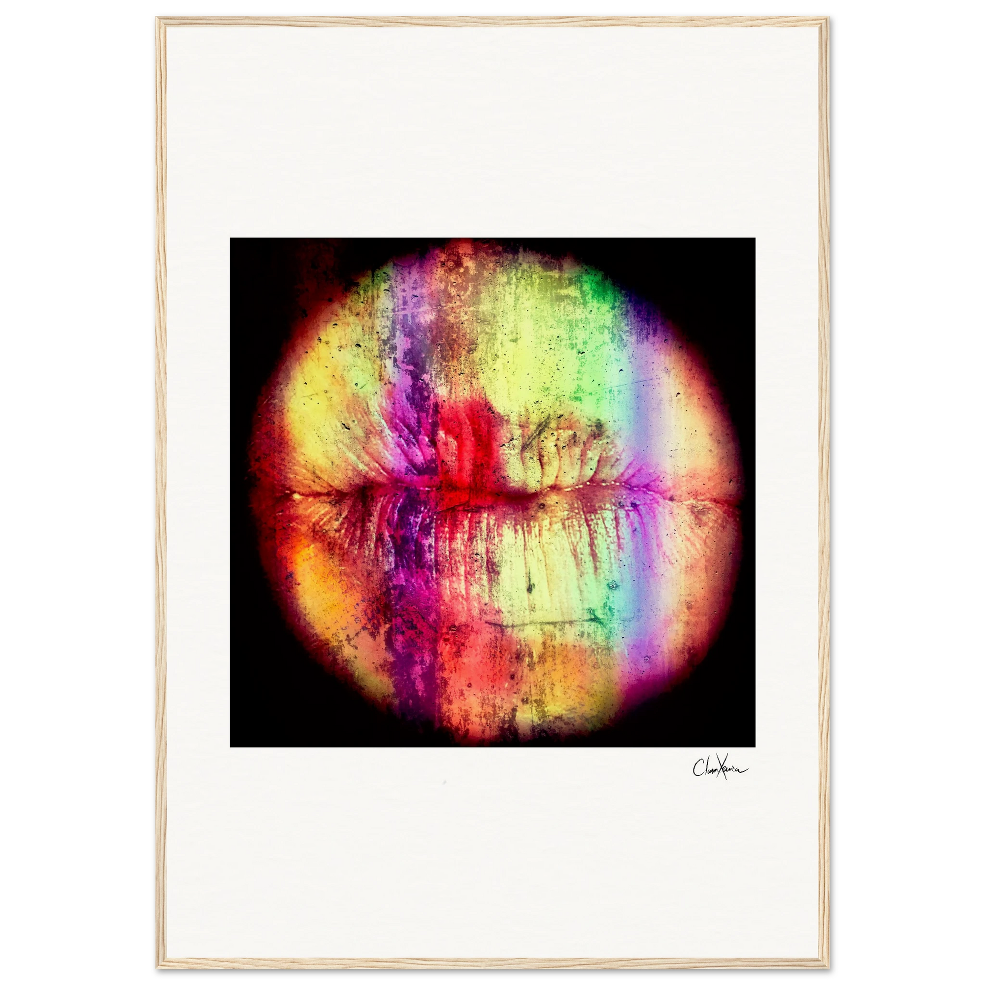 Chromatic Kiss Framed print 70x100 cm / 28x40″ Wood frame 20