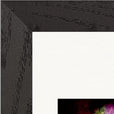 Chromatic Kiss Framed print 13x18 cm / 5x7″ Black frame corner detail