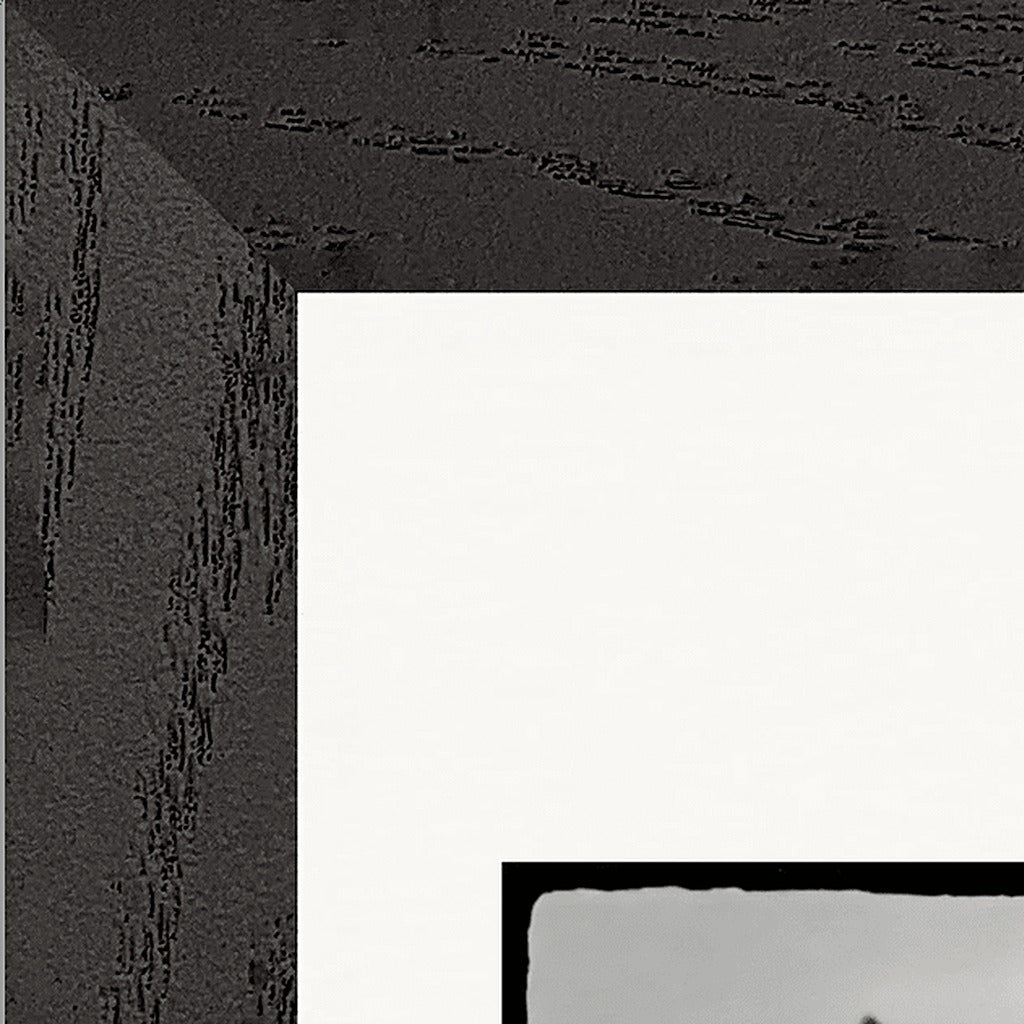 Circle of Life Framed print 13x18 cm / 5x7″ Black frame corner detail
