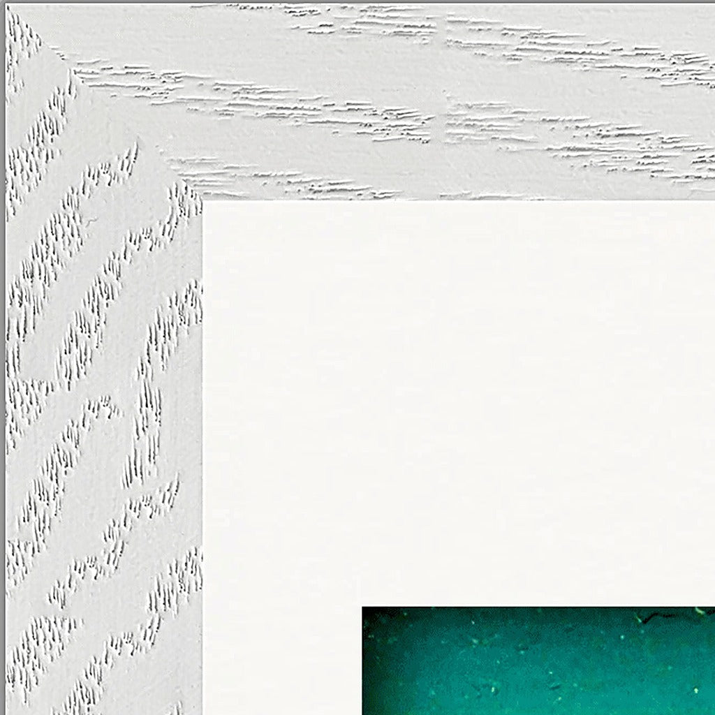 Underwater Flight Framed print 13x18 cm / 5x7″ White frame corner detail