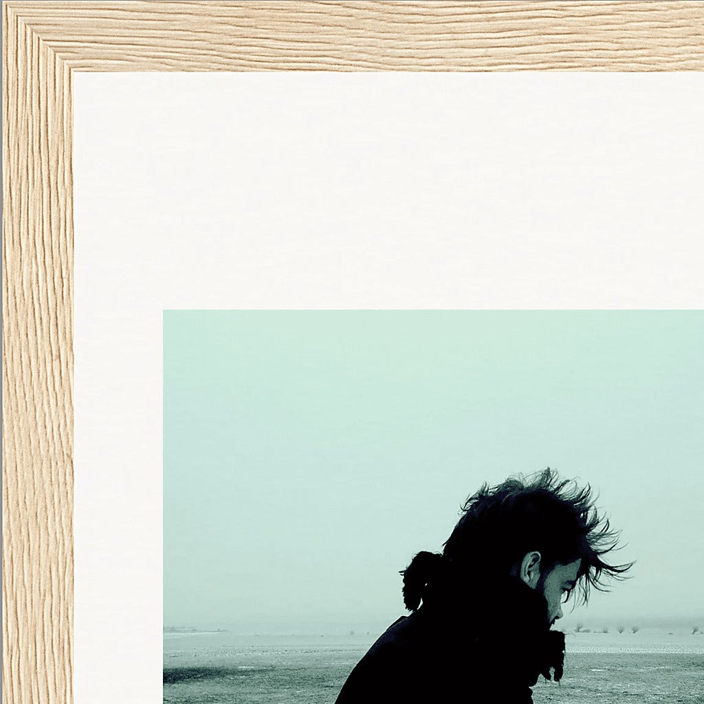 Misty Mind Framed print 13x18 cm / 5x7″ Wood frame corner detail