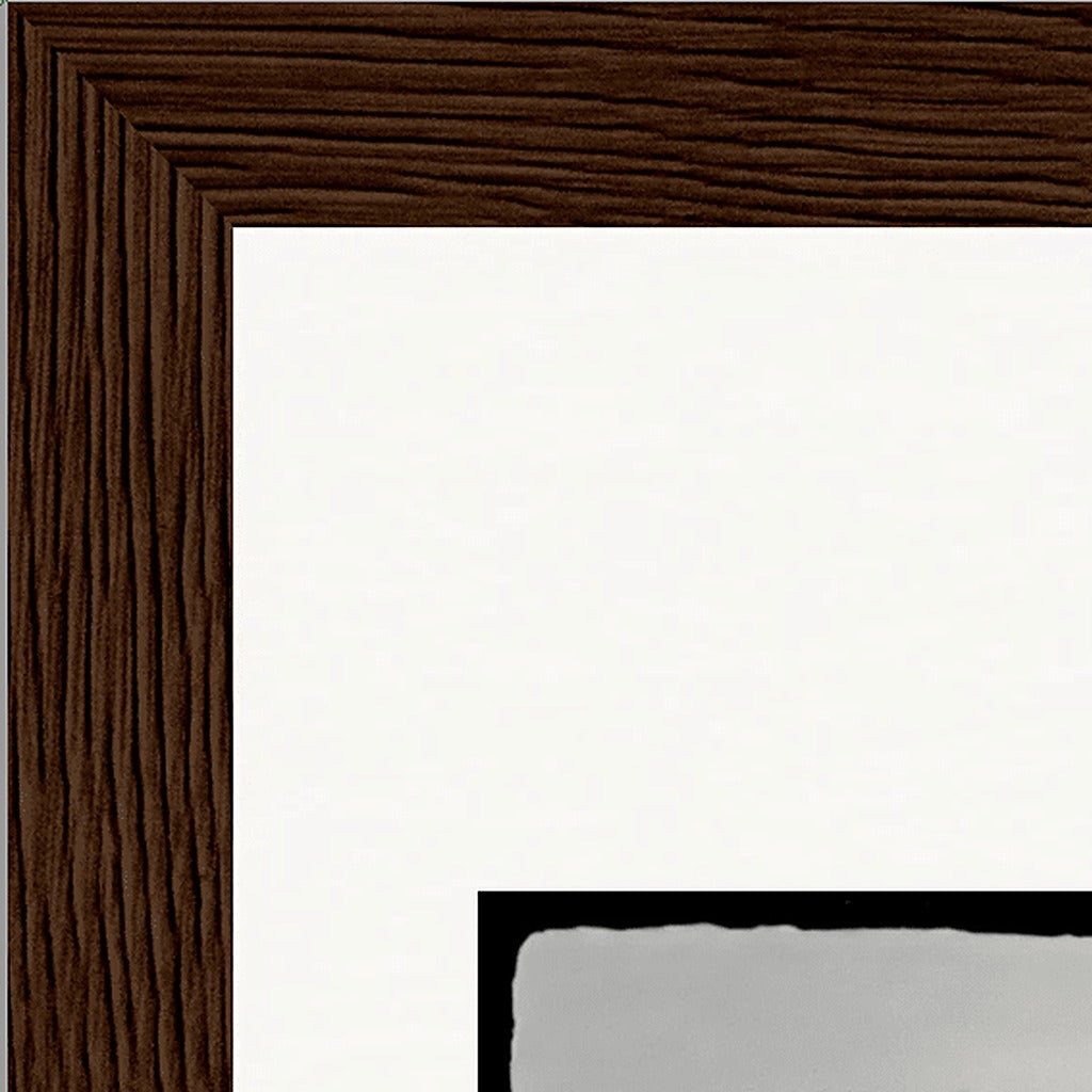 Circle of Life Framed print 15x20 cm / 6x8″ Dark wood frame corner detail