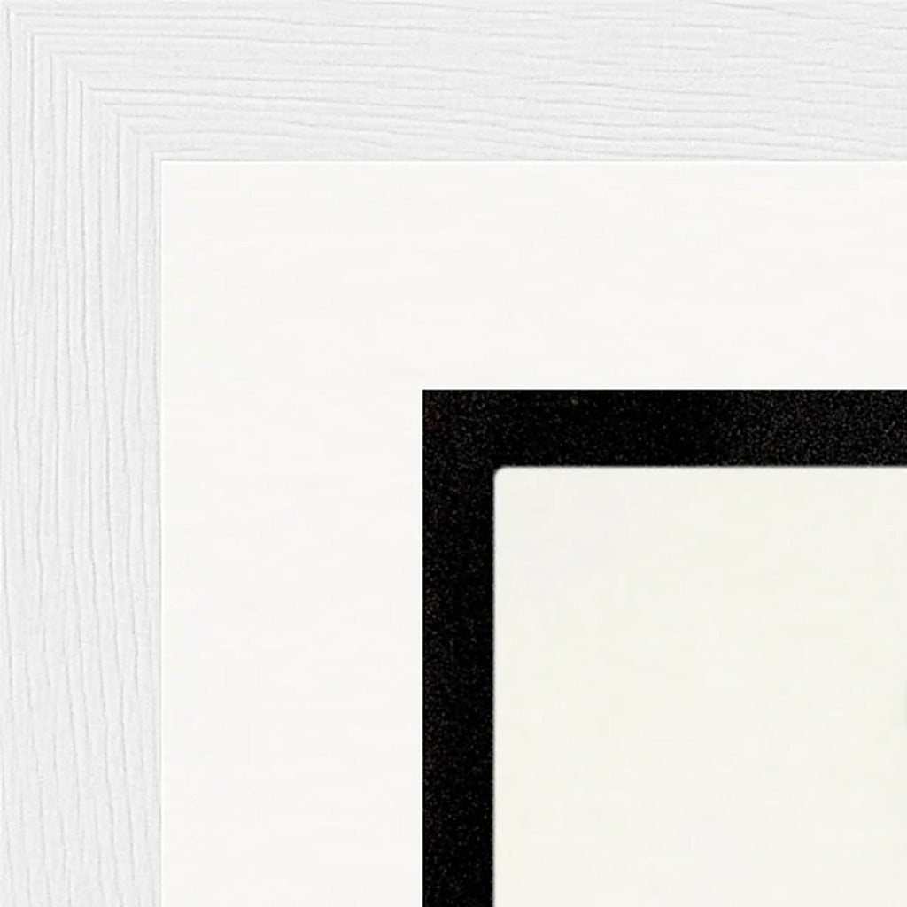 Little Secret Framed print 15x20 cm / 6x8″ White frame corner detail