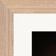 A Dreamer’s Strength Framed print 15x20 cm / 6x8″ Wood frame corner detail