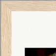 Chromatic Kiss Framed print 15x20 cm / 6x8″ Wood frame corner detail