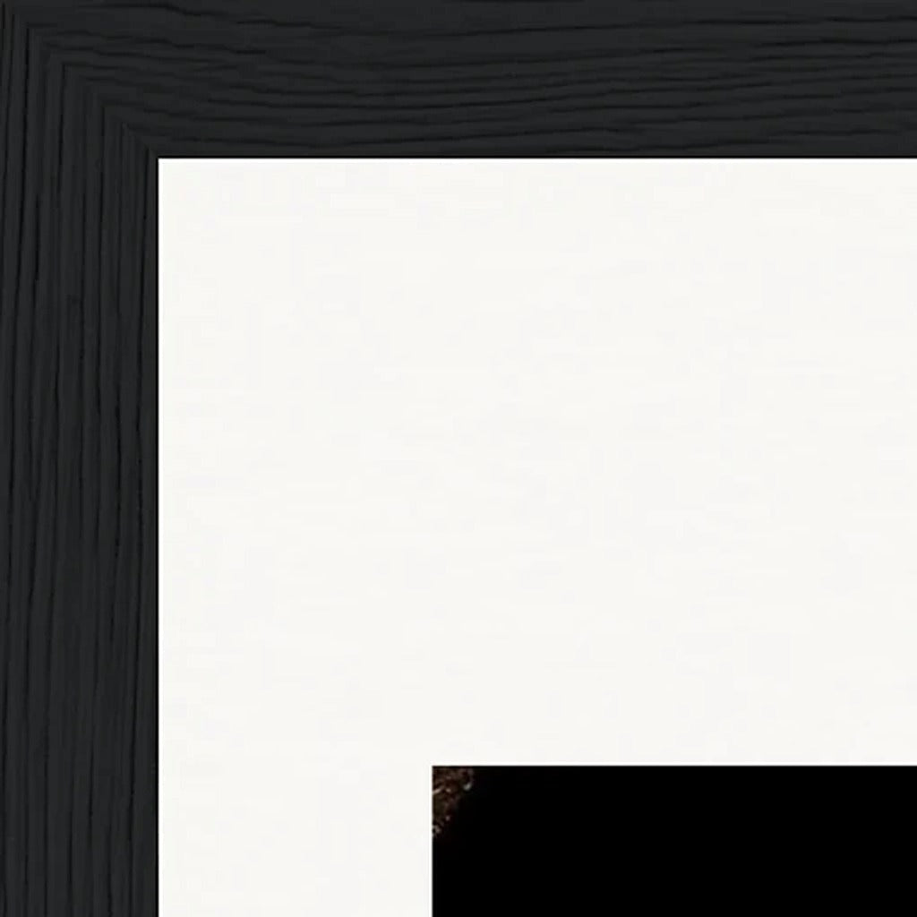 Face It Framed print 20x25 cm / 8x10″ Black frame corner detail