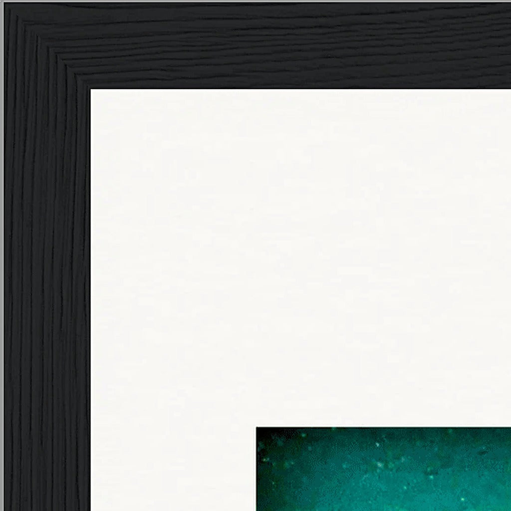 Underwater Flight Framed print 20x25 cm / 8x10″ Black frame corner detail