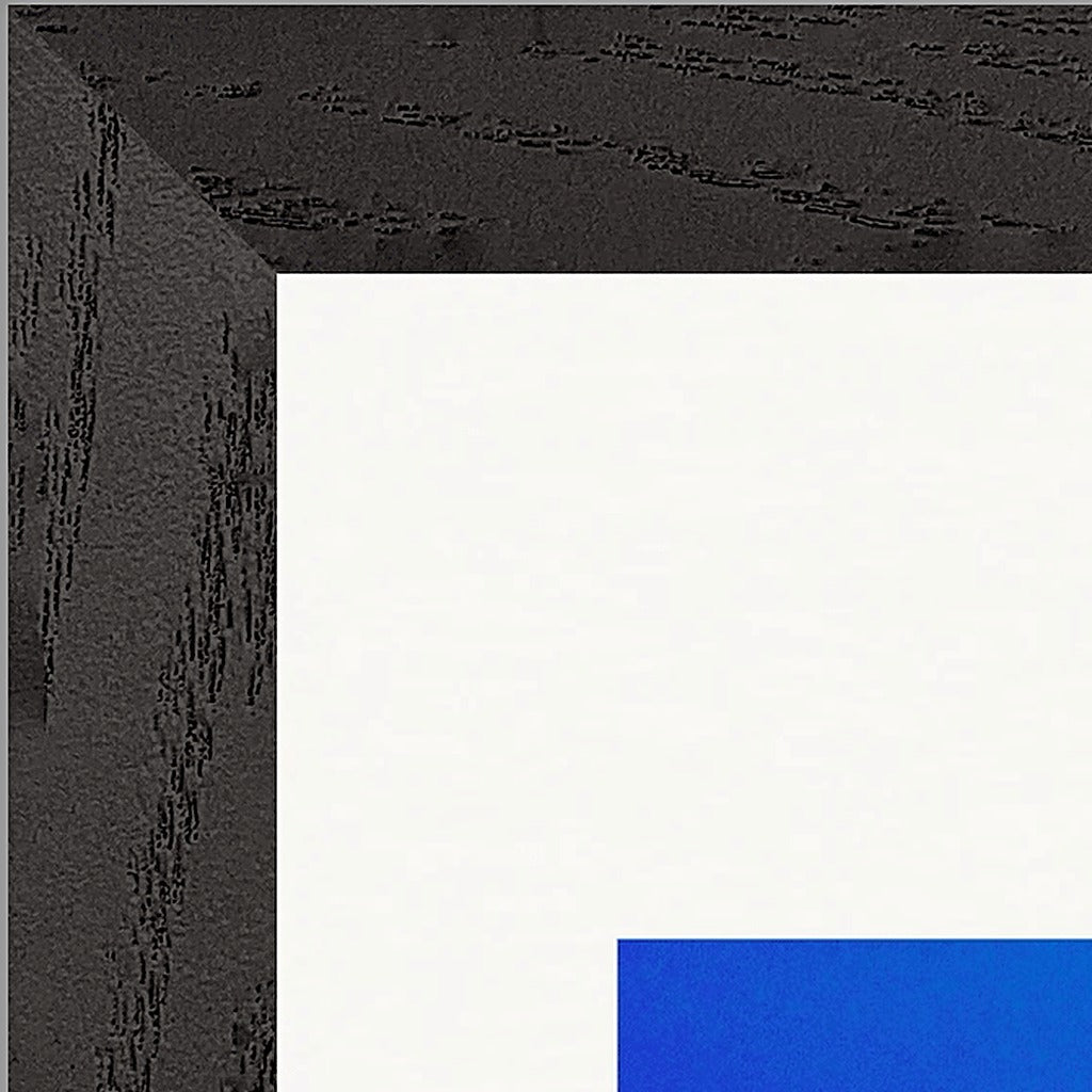 Nocturne Velvet Framed print 20x25 cm / 8x10″ Black frame corner detail