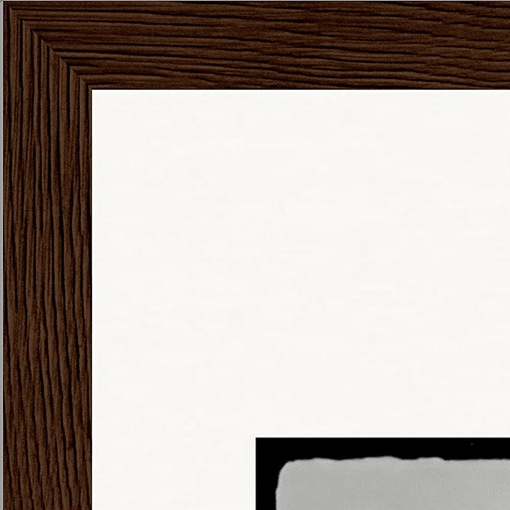 Circle of Life Framed print 20x25 cm / 8x10″ Dark wood frame corner detail