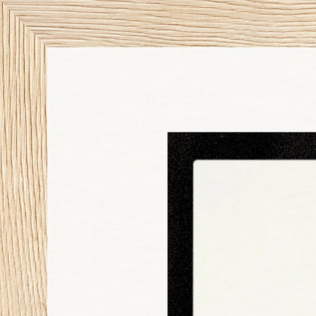 Little Secret Framed print 20x25 cm / 8x10″ Wood frame corner detail