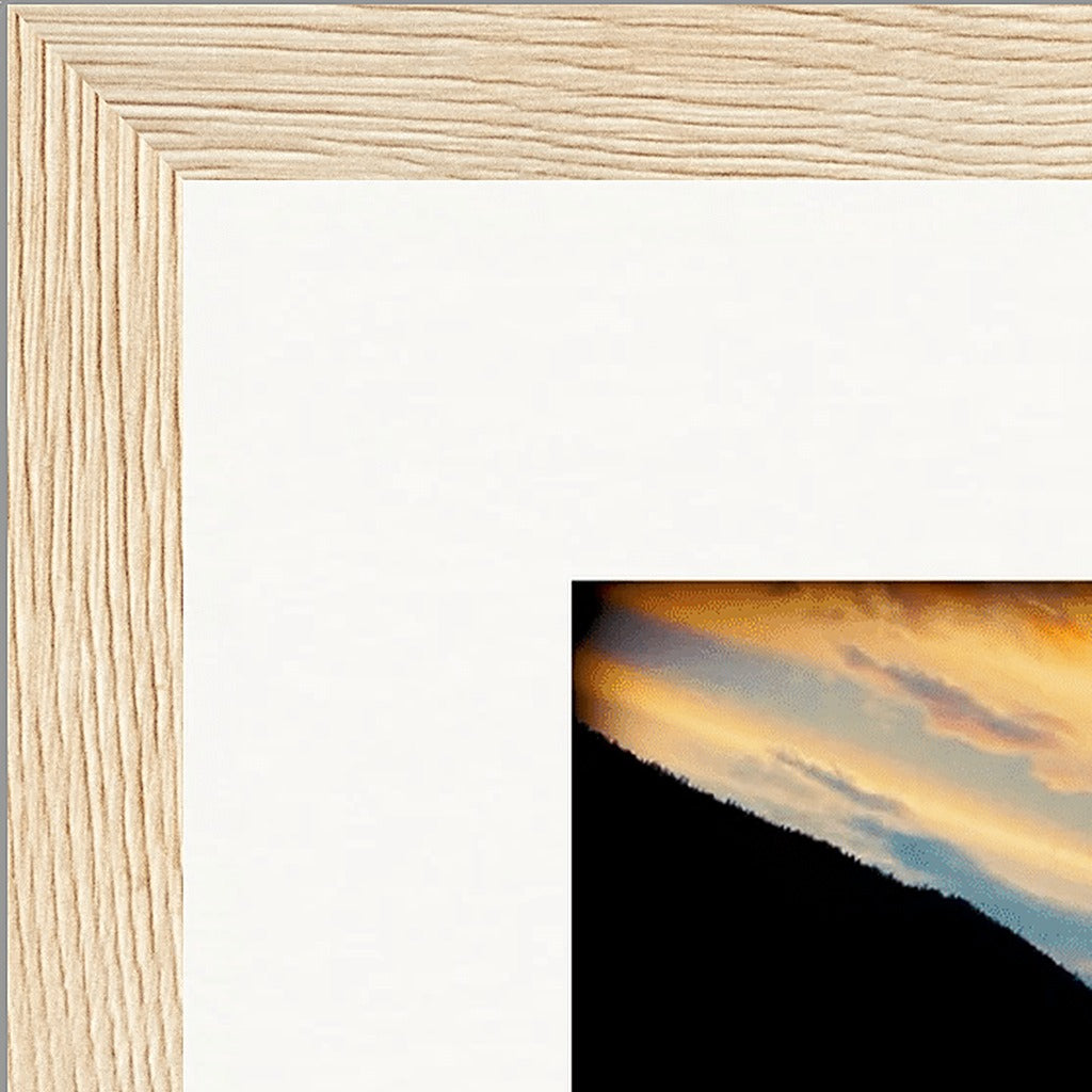 Cosmic Reflections Framed print 20x25 cm / 8x10″ Wood frame corner detail