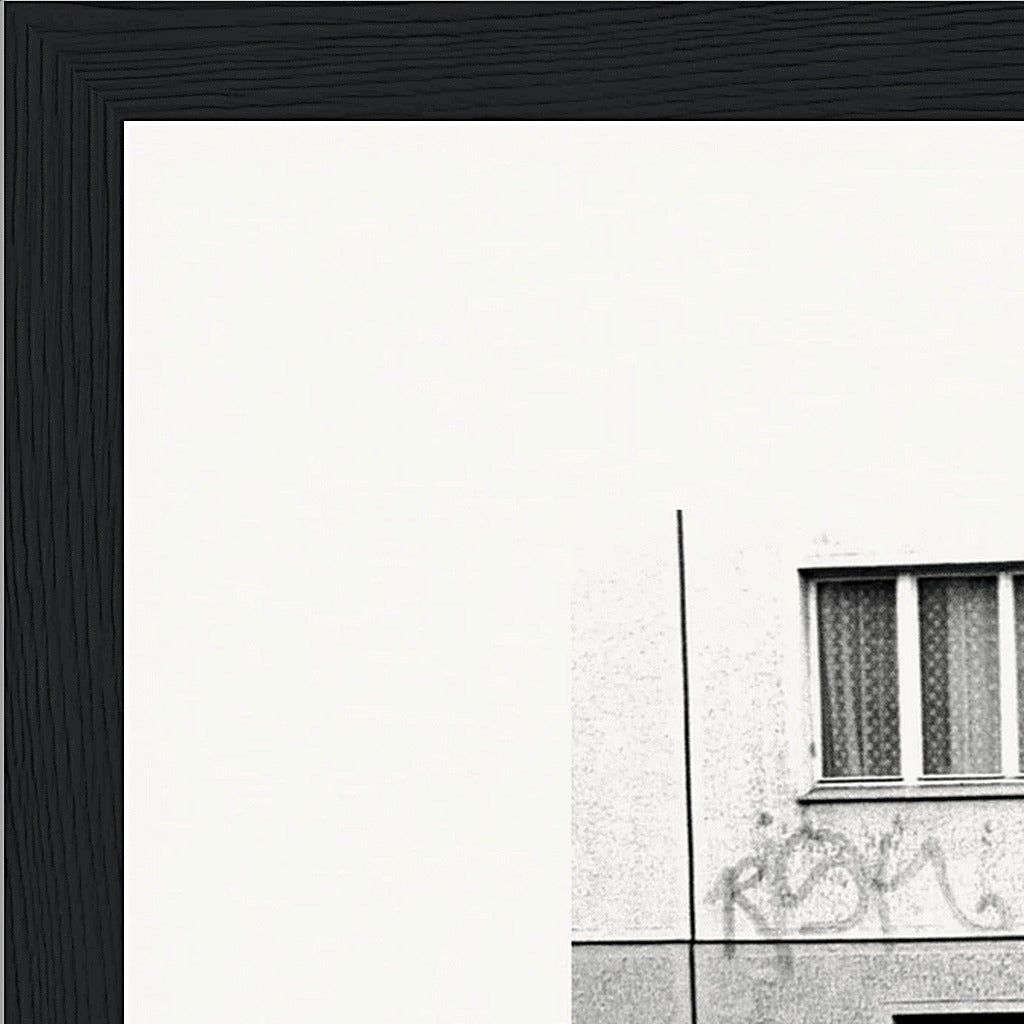 The Urban Matrix Framed print 21x29.7 cm / 8x12" Black frame corner detail