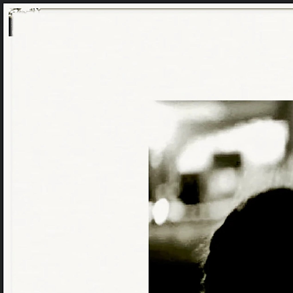 Cuba Girl Framed print 21x29.7 cm / 8x12" Black frame corner detail