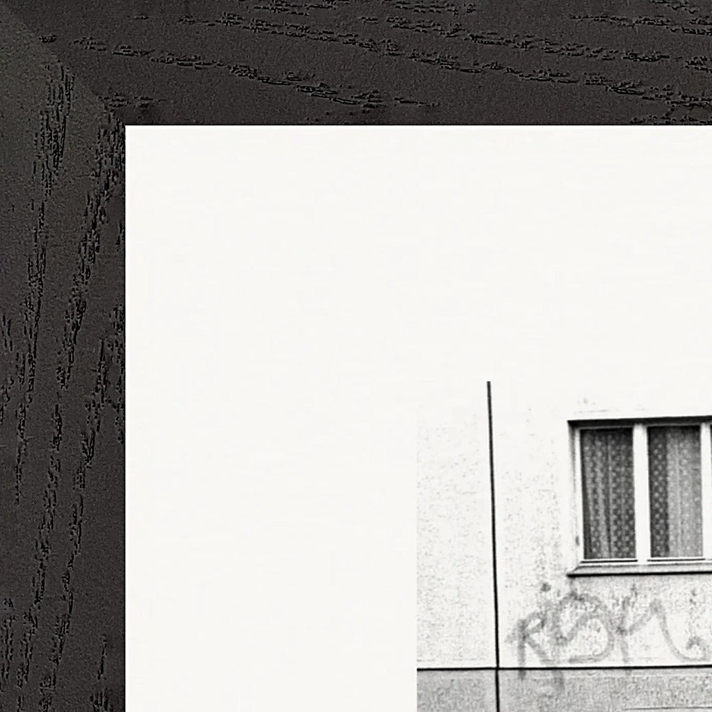 The Urban Matrix Framed print 21x29.7 cm / 8x12" Black frame corner detail