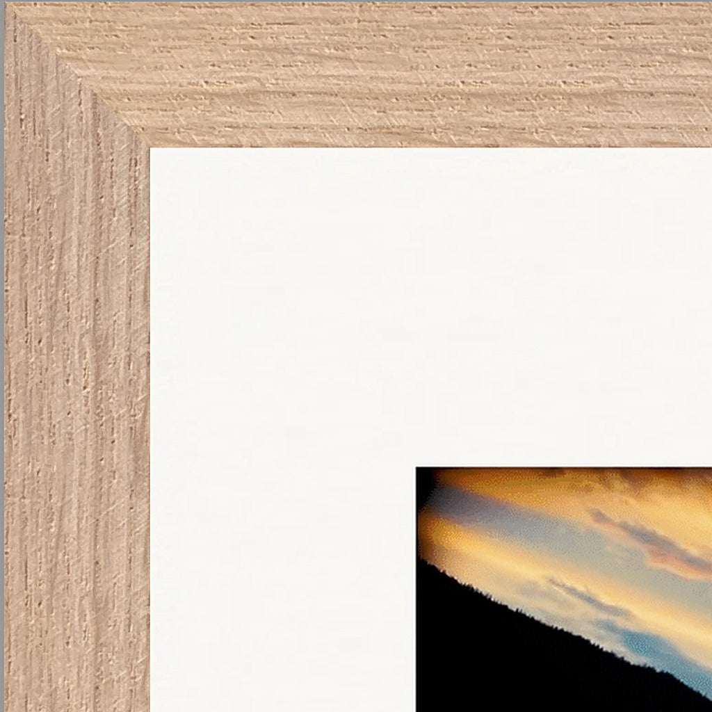 Cosmic Reflections Framed print 27x35 cm / 11x14″ Wood frame corner detail