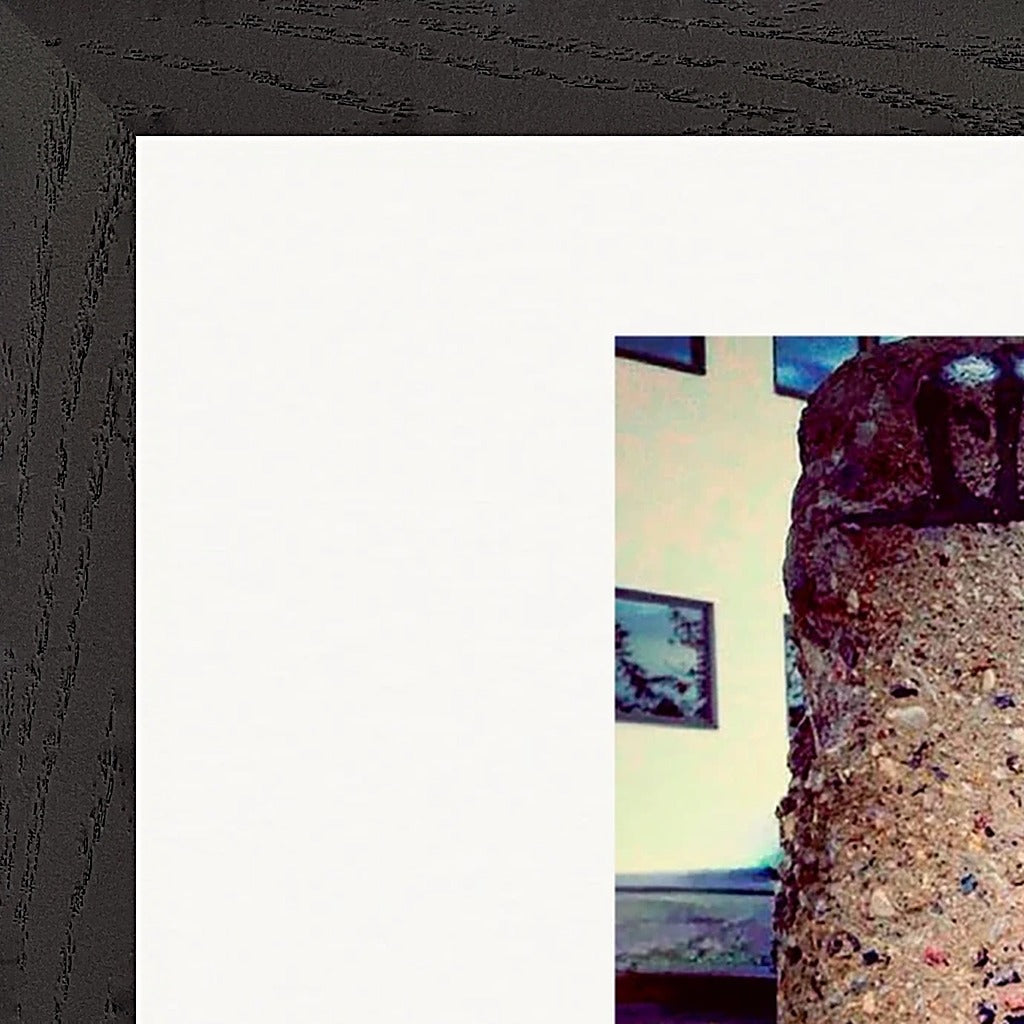 Wash It Framed print A3 (29.7 x 42  cm) Black frame corner detail
