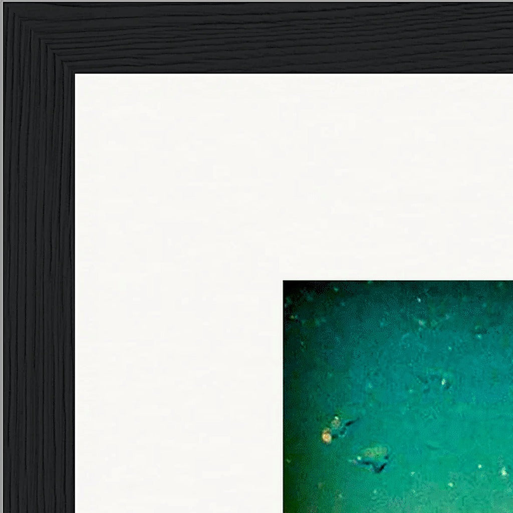 Underwater Flight Framed print 30x30 cm / 12x12″ Black frame corner detail