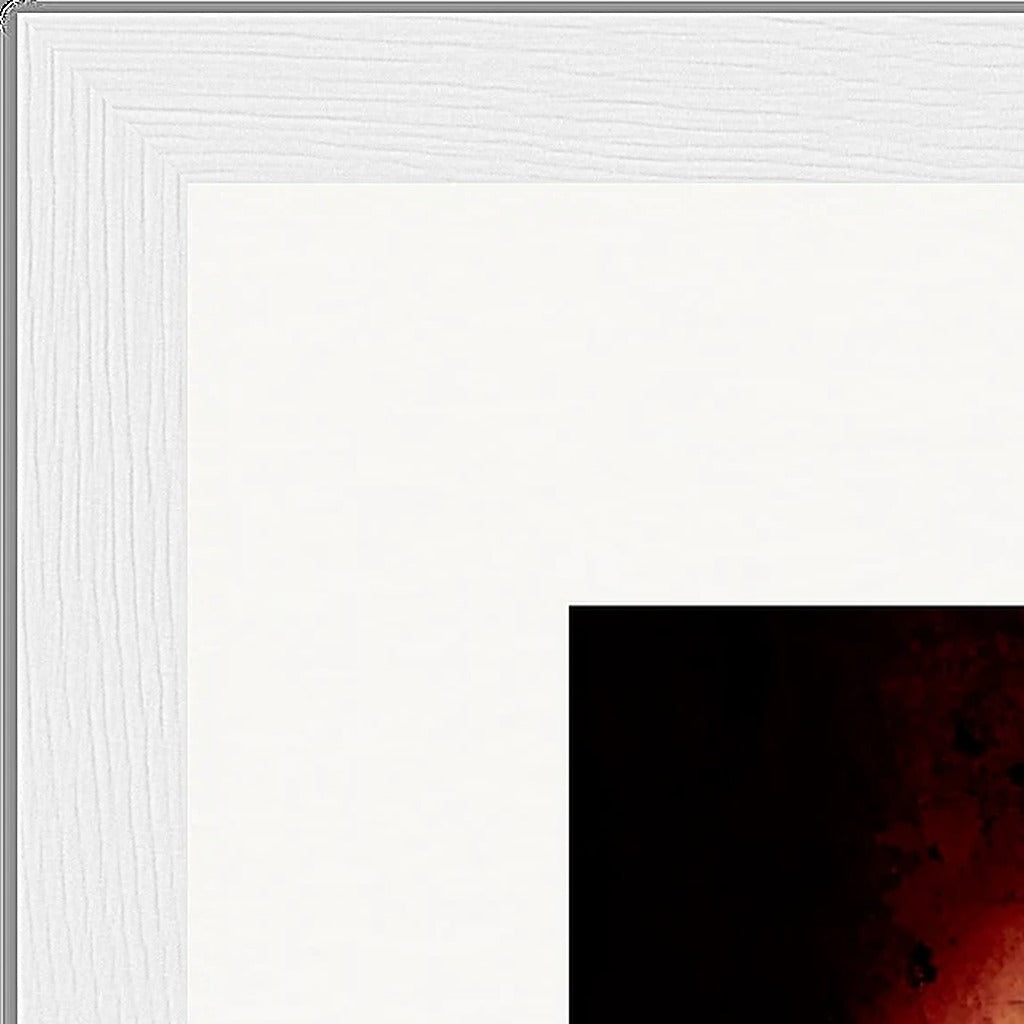 Chromatic Kiss Framed print 30x30 cm / 12x12″ White frame corner detail
