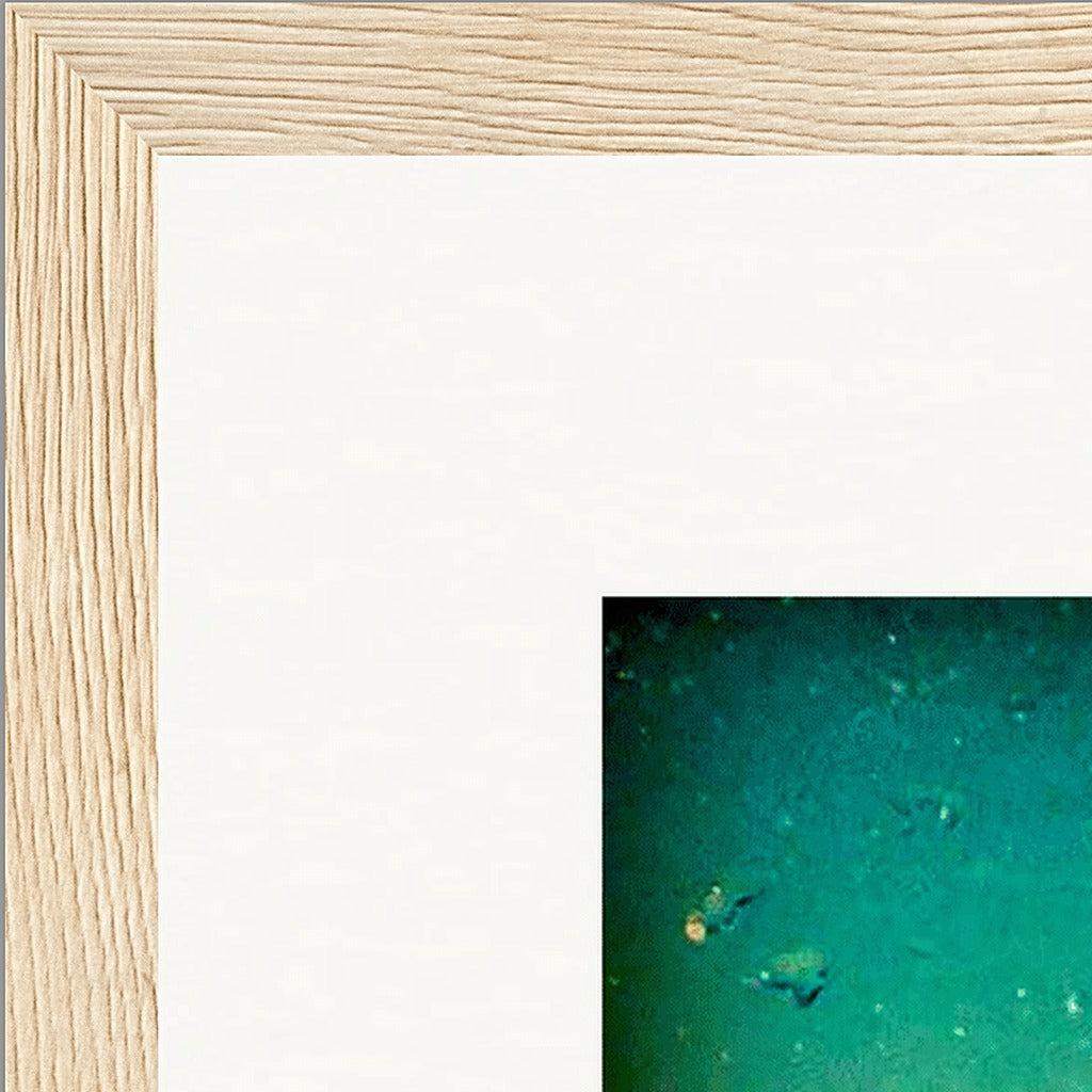 Underwater Flight Framed print 30x30 cm / 12x12″ Wood frame corner detail