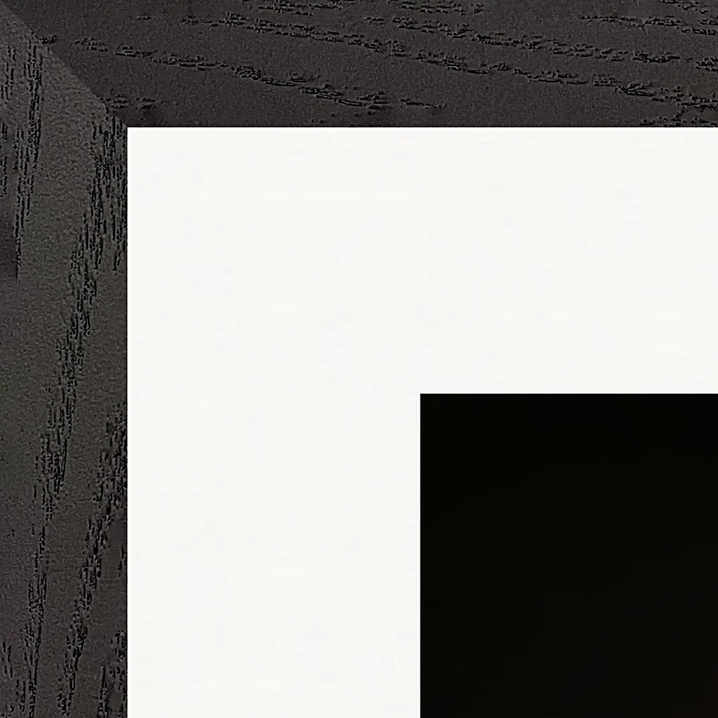 A Dreamer’s Strength Framed print 30x40 cm / 12x16″ Black frame corner detail