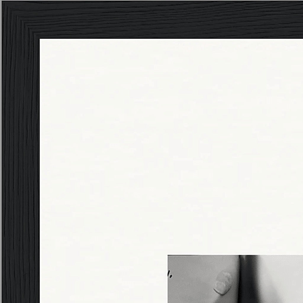Synch'd Hands Framed print 30x40 cm / 12x16″ Black frame corner detail