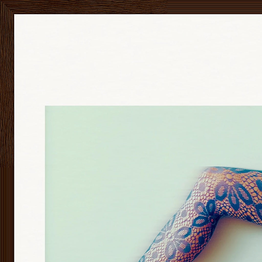 Lacey Leg Framed print 30x40 cm / 12x16″ Dark wood frame corner detail