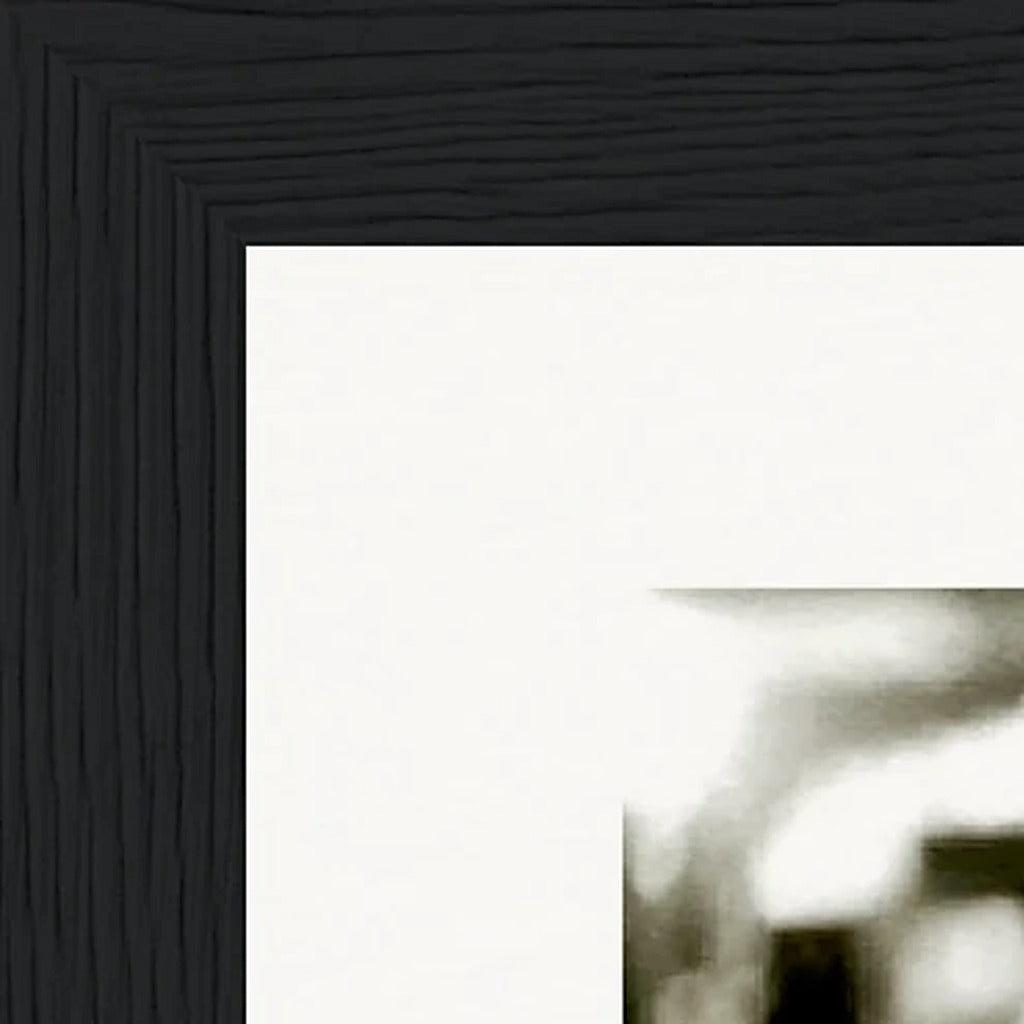 Cuba Girl Framed print 30x45 cm / 12x18″ Black frame corner detail