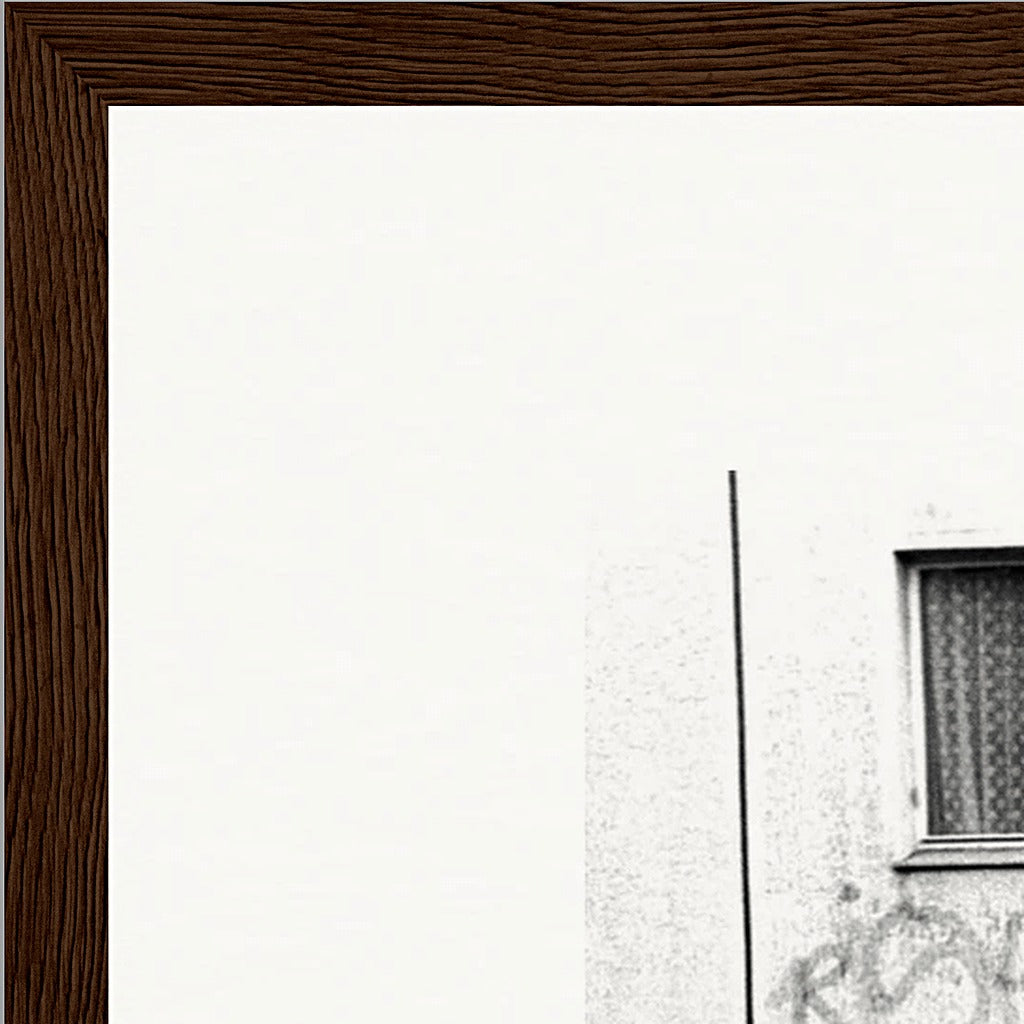 The Urban Matrix Framed print 30x45 cm / 12x18″ Dark wood frame corner detail