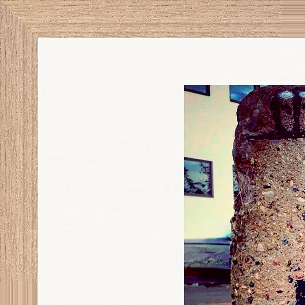 Wash It Framed print 30x45 cm / 12x18″ Wood frame corner detail