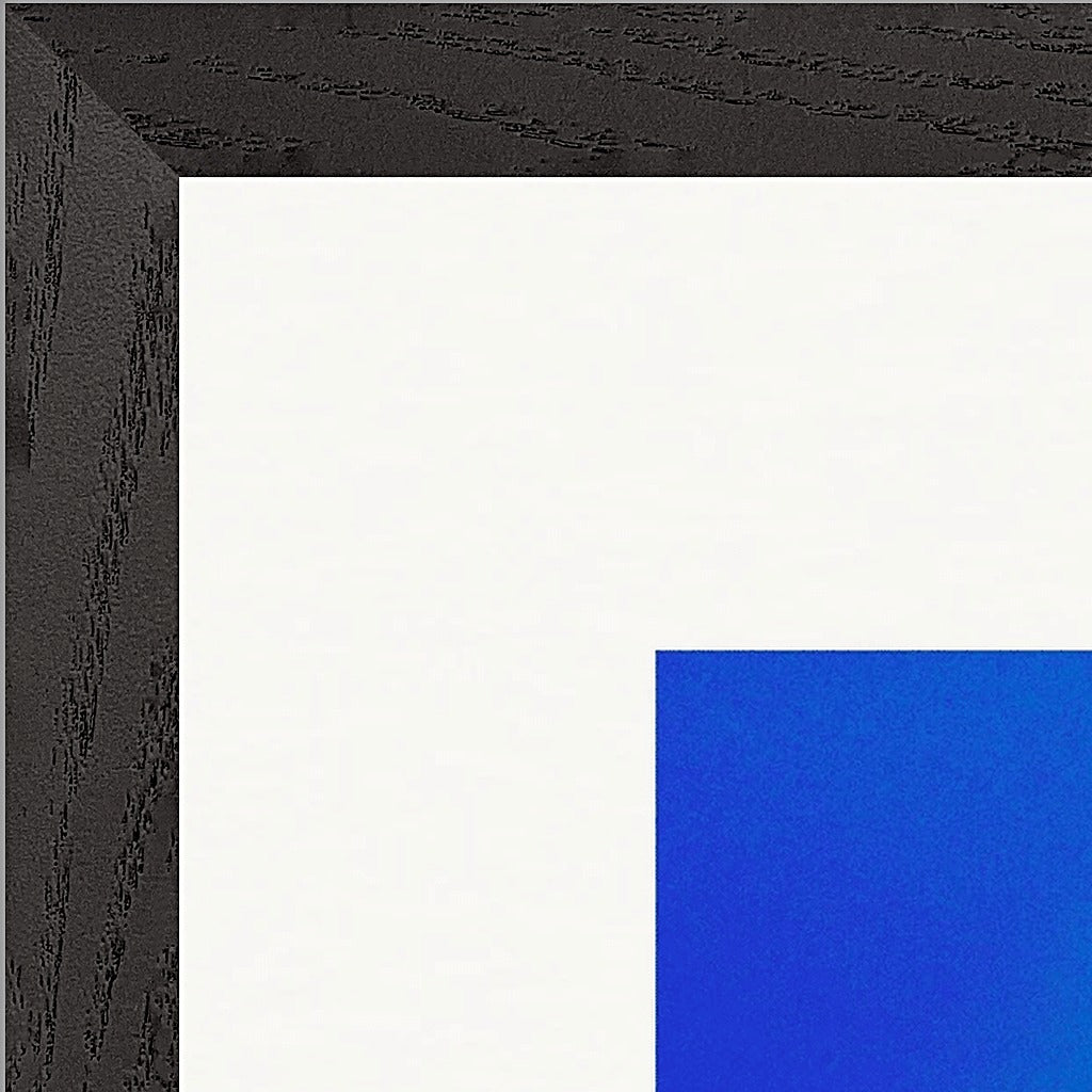 Nocturne Velvet Framed print 40x40 cm / 16x16″ Black frame corner detail