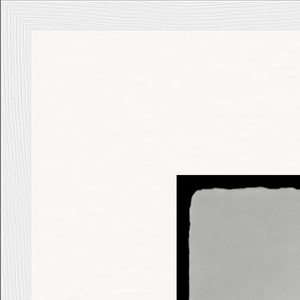 Circle of Life Framed print 40x40 cm / 16x16″ White frame corner detail