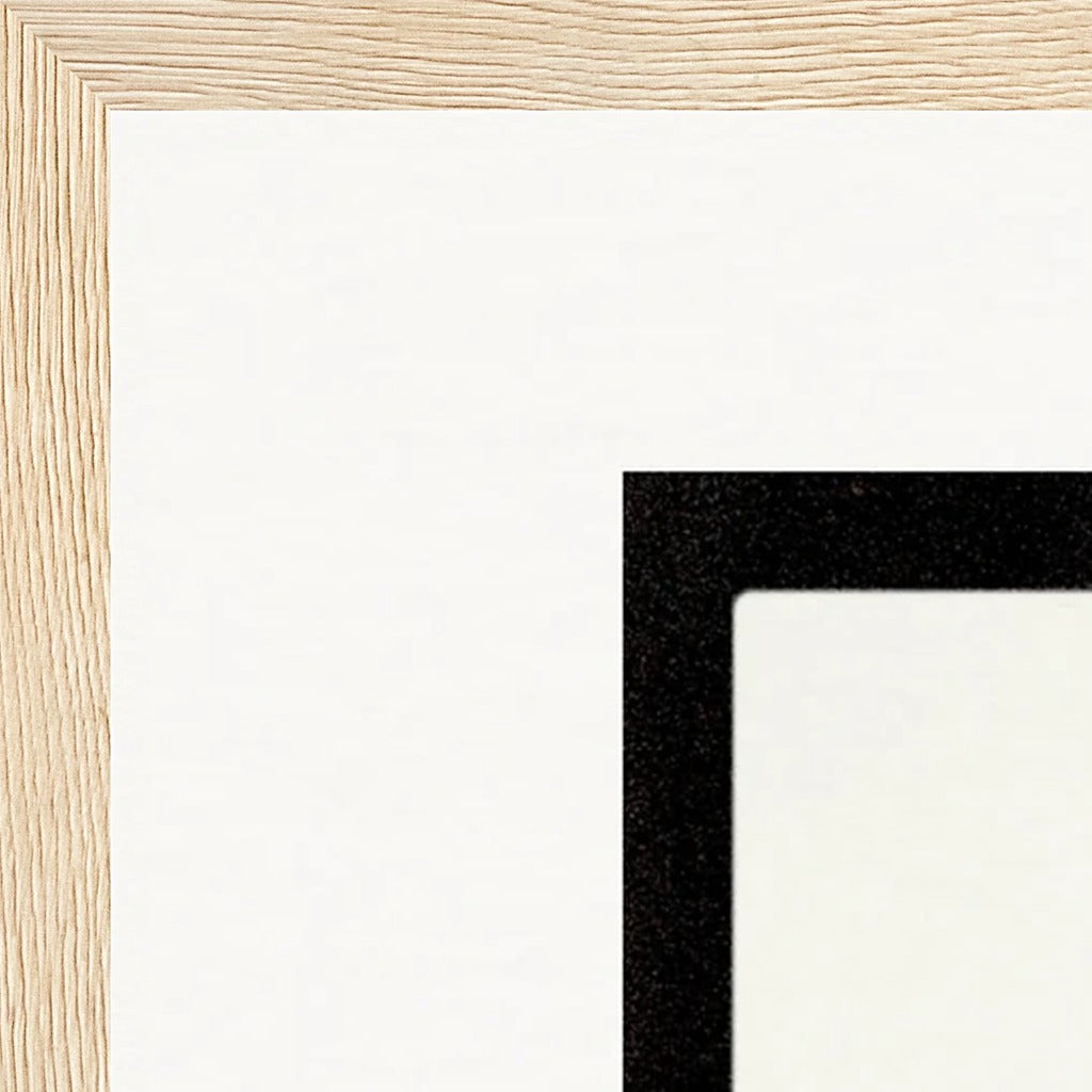Little Secret Framed print 40x50 cm / 16x20″ Wood frame corner detail
