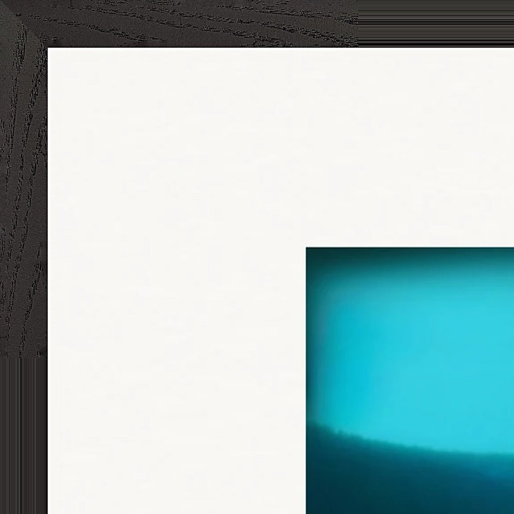 Northern Soul Framed print 45x60 cm / 18x24″ Black frame corner detail