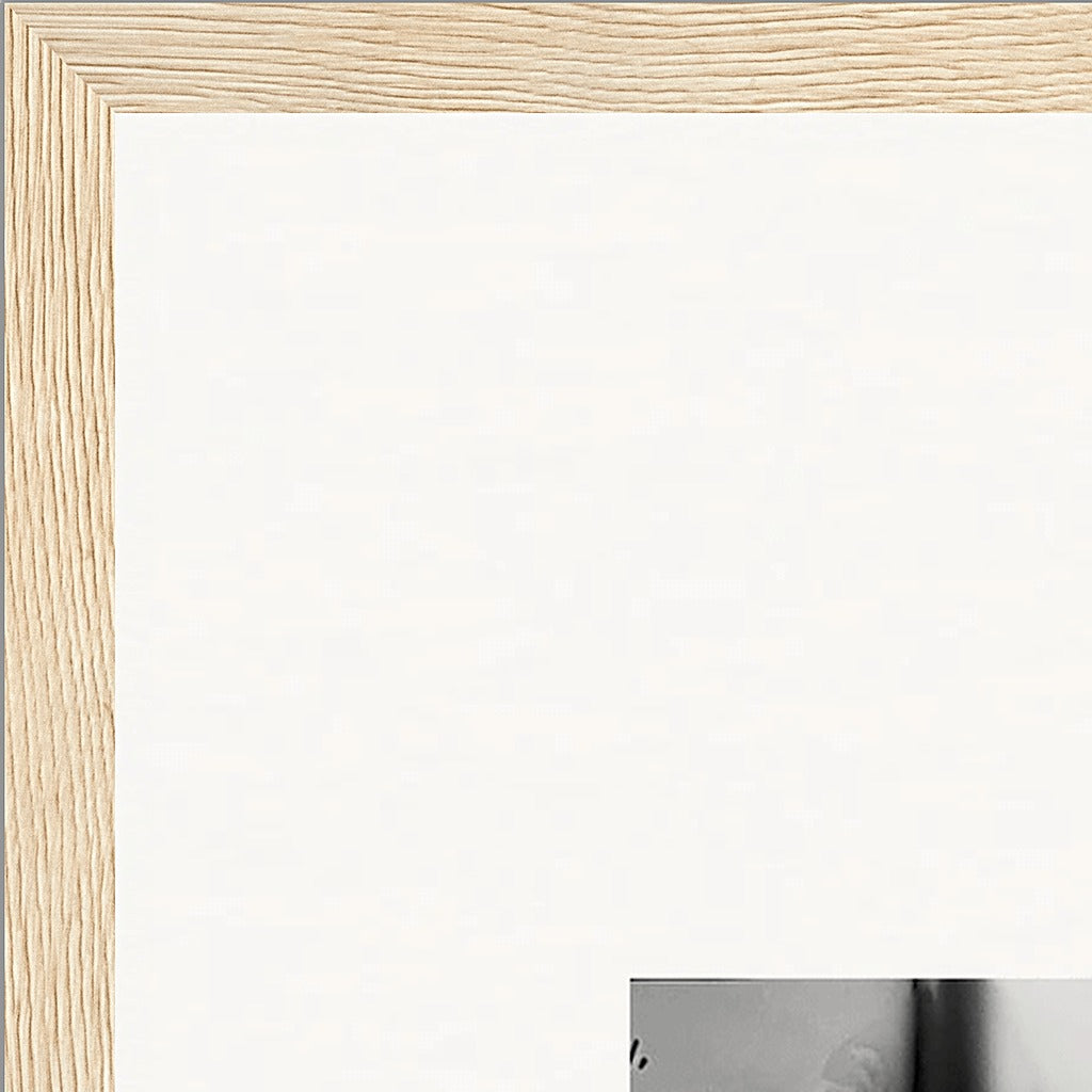 Synch'd Hands Framed print 45x60 cm / 18x24″ Wood frame corner detail